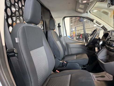 Used 2025 Ford Transit 250 Low Roof w/ Exterior Upgrade Package RWD image 29