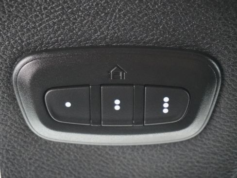 Used 2023 Jeep Gladiator Sport AWD/4WD image 24