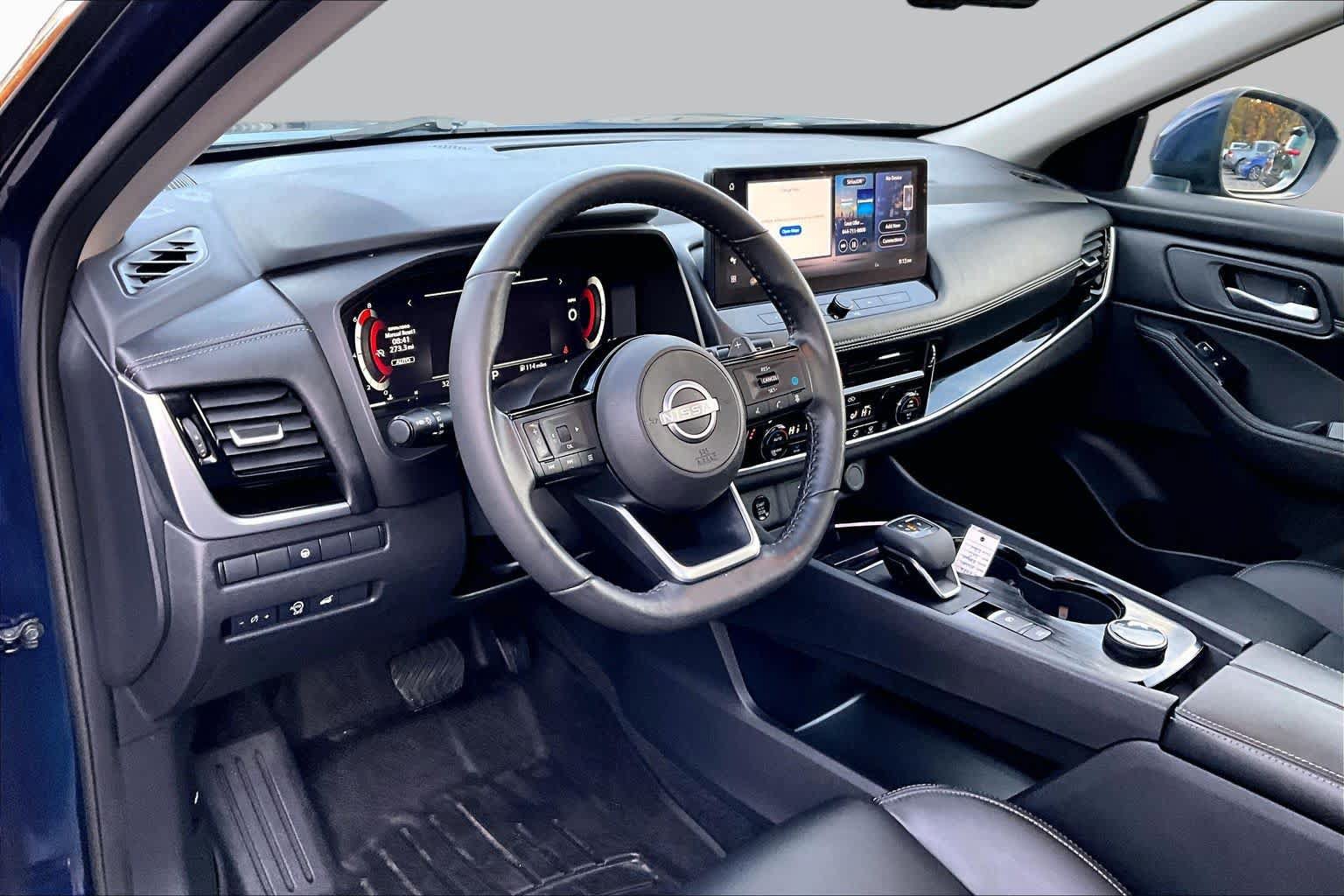 Used 2024 Nissan Rogue SL w/ SL Premium Package AWD/4WD image 17