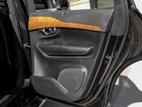 Used 2017 Volvo XC90 T6 Inscription image 53