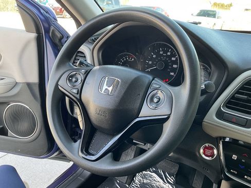 Used 2016 Honda HR-V EX image 18