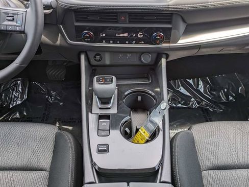 New 2026 Nissan Rogue SV FWD image 20