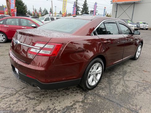 Used 2015 Ford Taurus SEL w/ Equipment Group 201A image 10