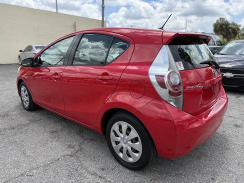 Used 2013 Toyota Prius C Two FWD image 5