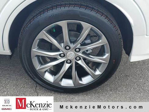 New 2026 Buick Encore GX Avenir FWD image 32