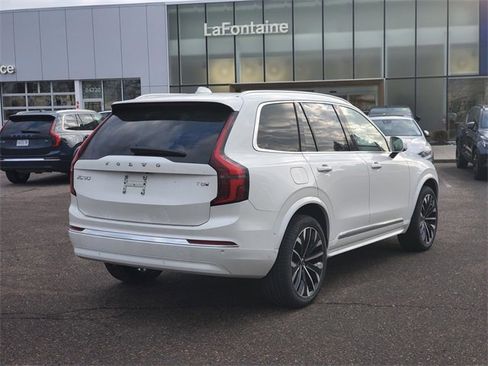 New 2026 Volvo XC90 T8 Ultra w/ Protection Package Premier image 4