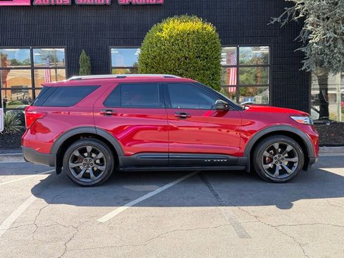 Used 2020 Ford Explorer Platinum w/ Premium Technology Package image 21