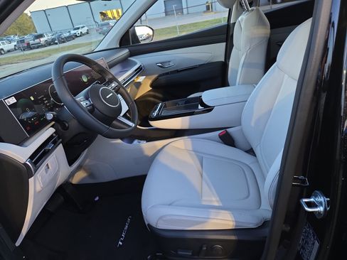 New 2026 Hyundai Tucson Limited image 4