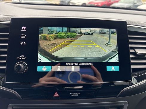 Used 2021 Honda Passport EX-L image 16