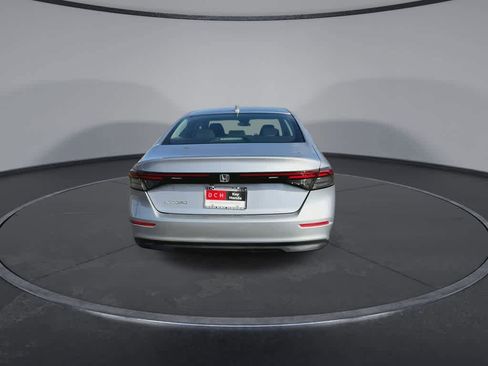 Used 2023 Honda Accord LX image 7