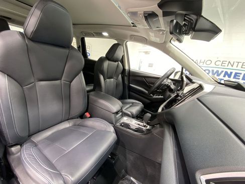 Used 2023 Subaru Ascent Limited w/ Technology Package image 26