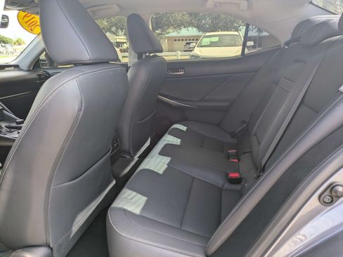 Used 2019 Lexus IS 300 RWD image 14