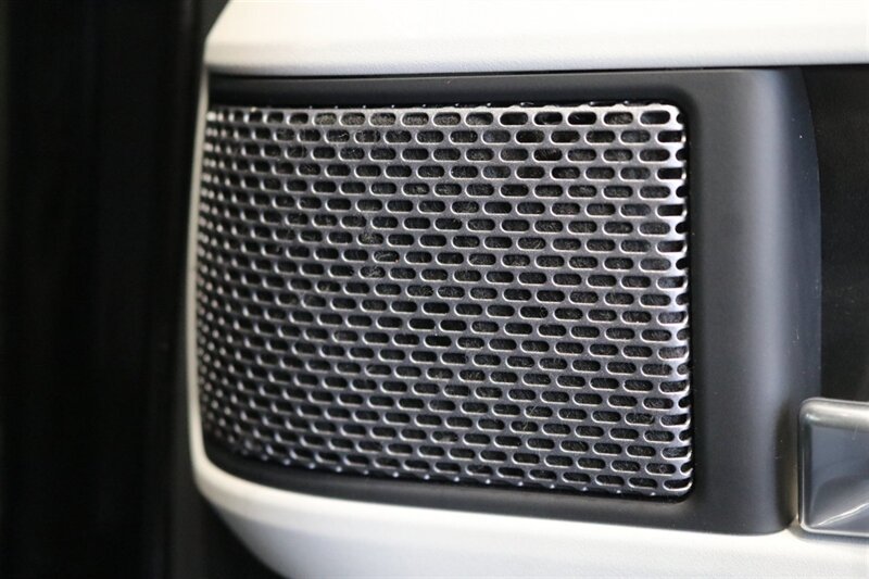 Used 2023 Land Rover Defender 110 S AWD/4WD image 42