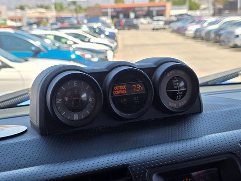 Used 2007 Toyota FJ Cruiser 4WD image 33