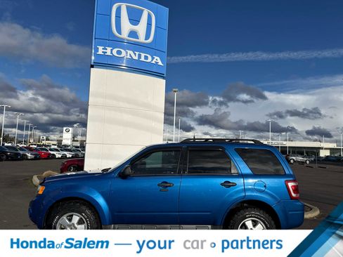 Used 2012 Ford Escape XLT image 3