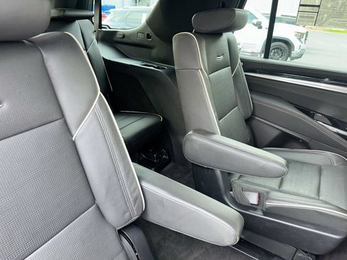 Used 2025 Cadillac Escalade Sport w/ Touring Package AWD/4WD image 29