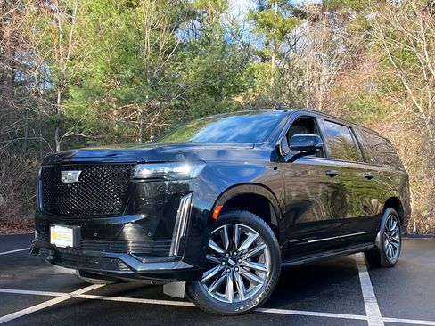 Used 2022 Cadillac Escalade ESV Sport image 1