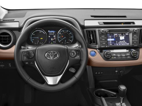 Used 2017 Toyota RAV4 XLE w/ All Weather Liner Package AWD/4WD image 5