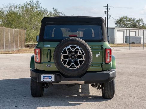 Used 2023 Ford Bronco Outer Banks image 6