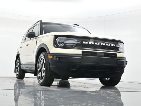 Used 2024 Ford Bronco Sport Outer Banks w/ Tech Package AWD/4WD image 47