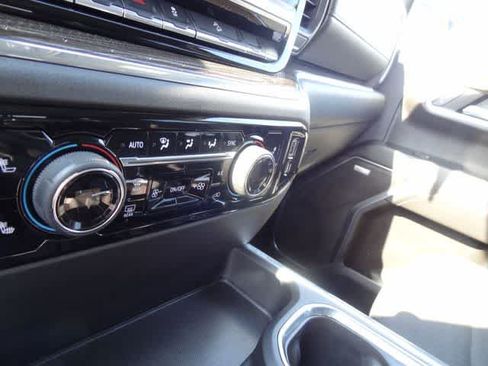 Used 2023 Chevrolet Silverado 1500 RST AWD/4WD image 12
