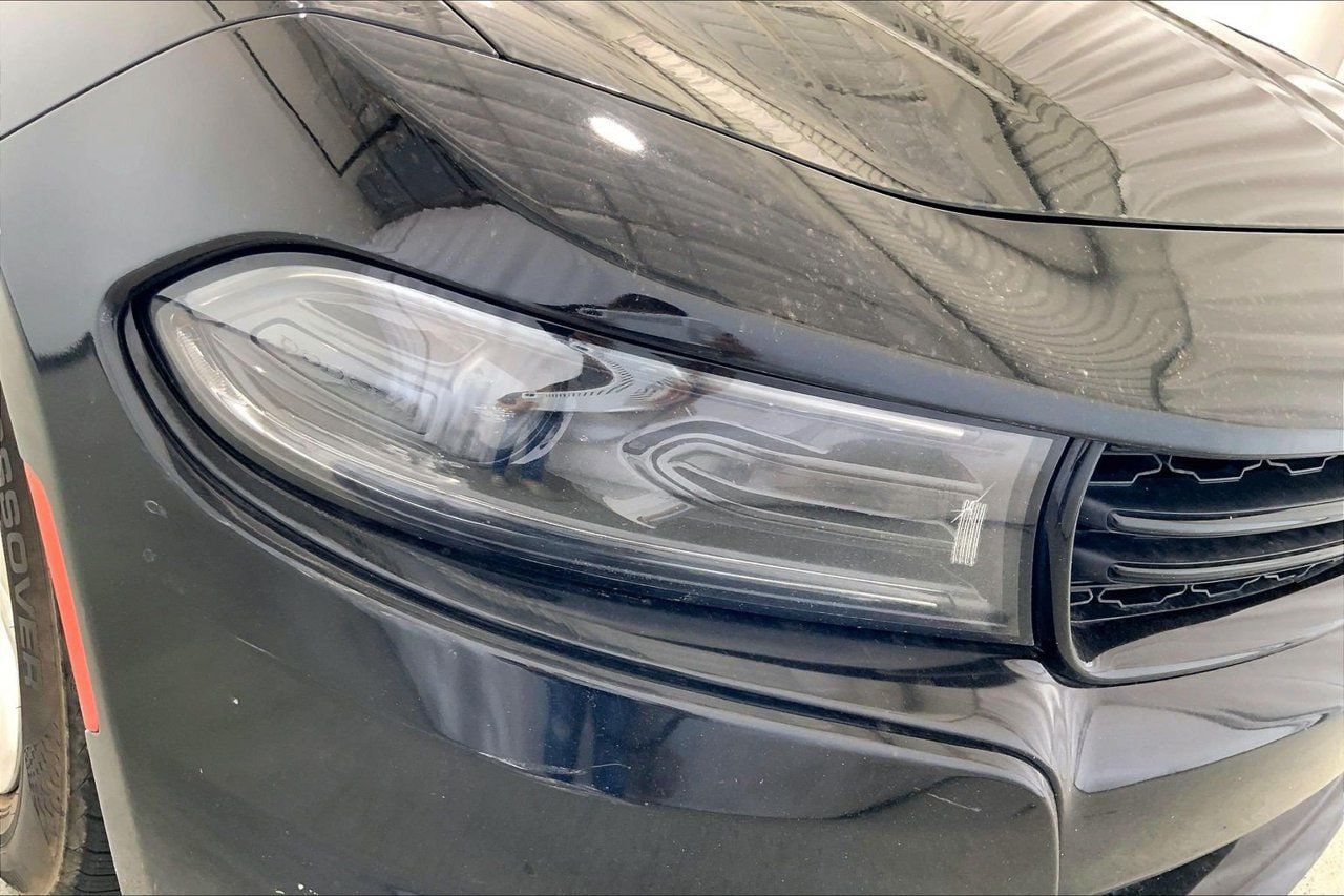 Used 2022 Dodge Charger SXT RWD image 10