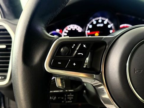Used 2023 Porsche Cayenne GTS image 36