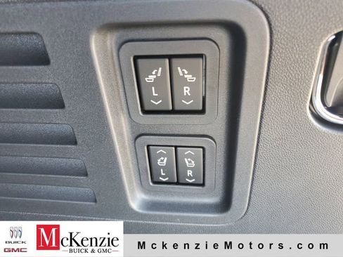 New 2026 GMC Acadia Denali Ultimate FWD image 31