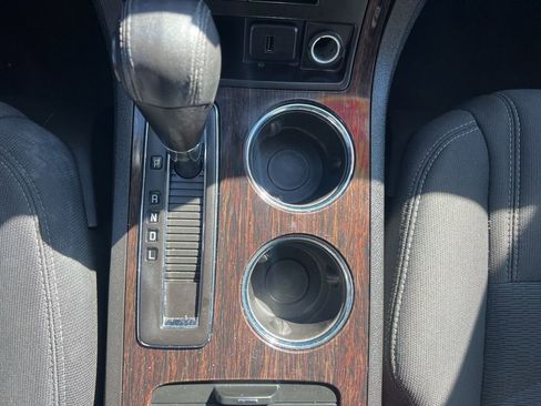 Used 2017 Chevrolet Traverse LT image 19