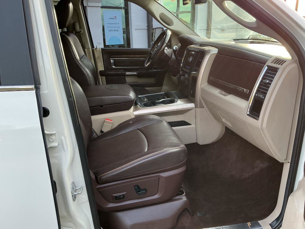 Used 2018 RAM 3500 Laramie Longhorn AWD/4WD image 9