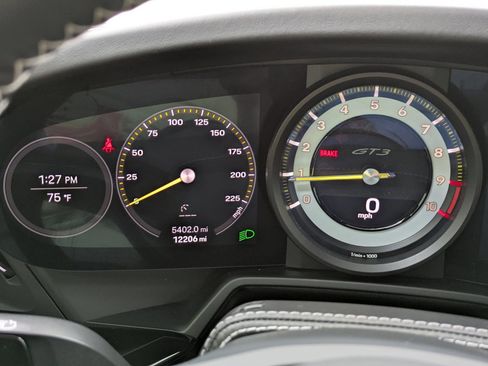 Certified 2022 Porsche 911 GT3 image 17