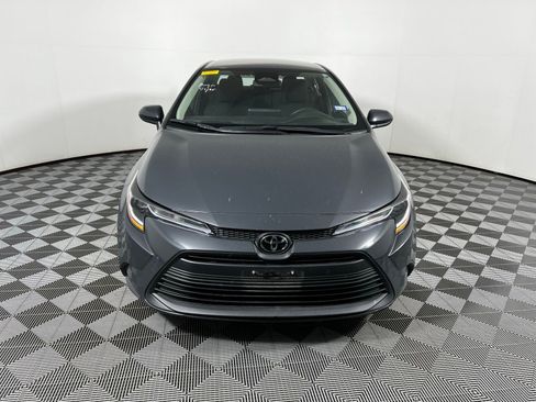 Certified 2025 Toyota Corolla LE FWD image 2