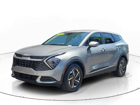 Certified 2024 Kia Sportage LX FWD image 2