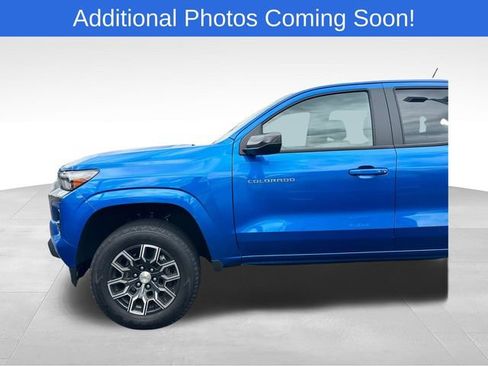 Used 2023 Chevrolet Colorado LT w/ LT Convenience Package III AWD/4WD image 5