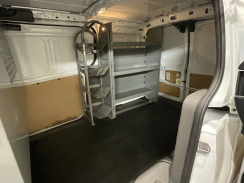 Used 2023 Ford Transit Connect XL image 11