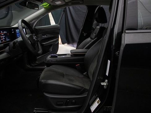 Used 2024 Nissan Ariya FWD image 27