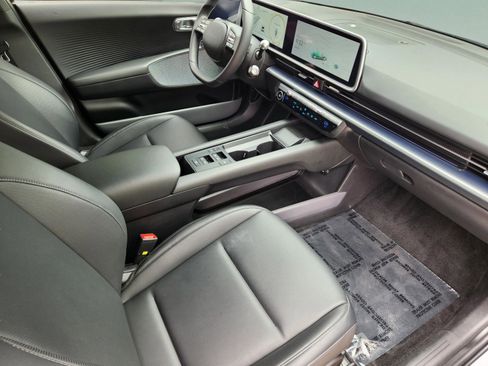 Used 2023 Hyundai Ioniq 6 SEL RWD image 30
