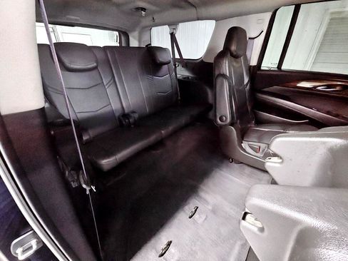 Used 2015 Cadillac Escalade ESV Luxury image 14