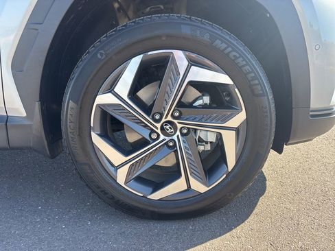 Certified 2024 Hyundai Tucson Limited AWD/4WD image 35