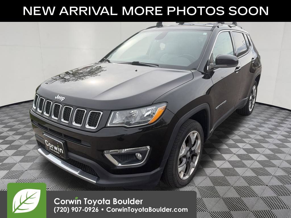 Used 2019 Jeep Compass Limited w/ Safety & Security Group AWD/4WD image 3
