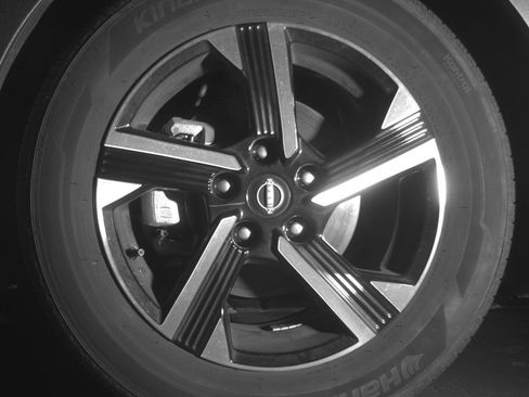 Used 2025 Nissan Sentra SV image 12