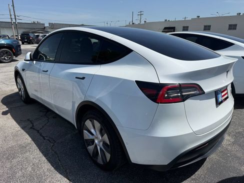 Used 2021 Tesla Model Y Long Range AWD/4WD image 20