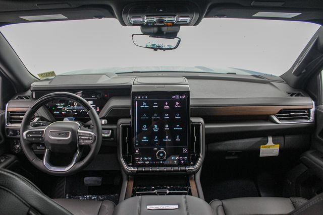 New 2026 GMC Yukon Denali w/ Denali Reserve Package AWD/4WD image 17