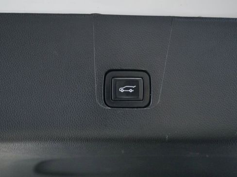 Used 2023 Chevrolet Traverse RS w/ LPO, Floor Liner Package AWD/4WD image 47