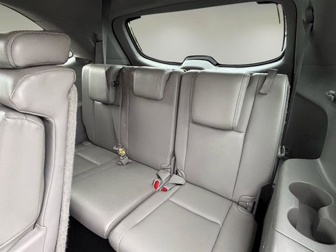 Used 2018 Toyota Highlander XLE AWD/4WD image 19