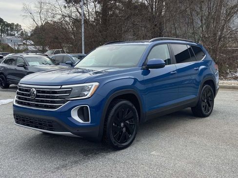 New 2026 Volkswagen Atlas SE FWD image 7