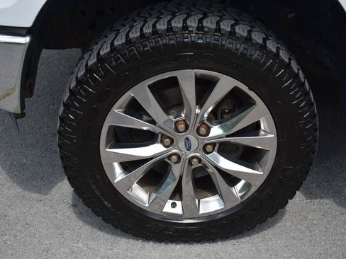 Used 2016 Ford F150 XLT w/ Equipment Group 302A Luxury AWD/4WD image 28
