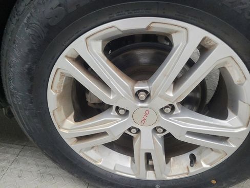 Used 2019 GMC Terrain SLE w/ LPO, Floor Liner Package FWD image 31