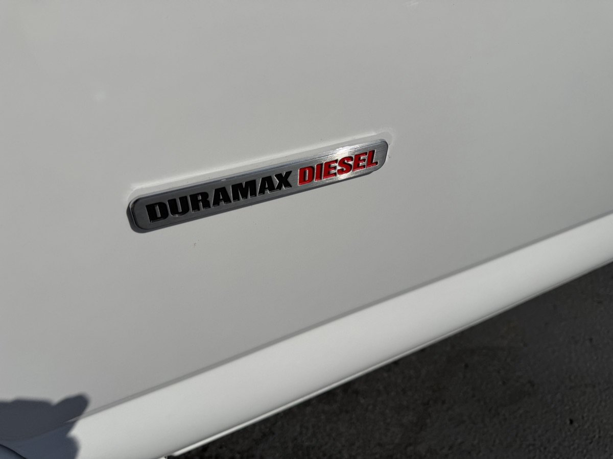 Used 2019 GMC Savana 2500 Extended RWD image 9