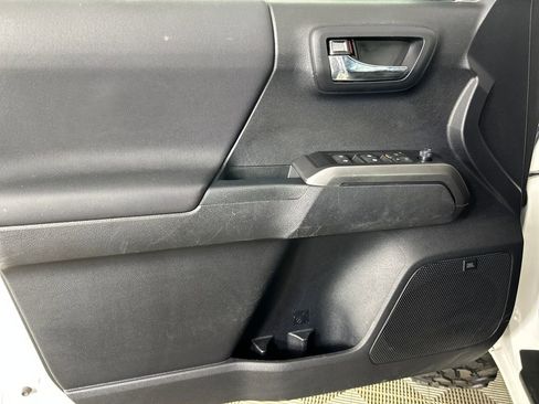 Used 2021 Toyota Tacoma TRD Sport w/ TRD Premium Sport Package image 12